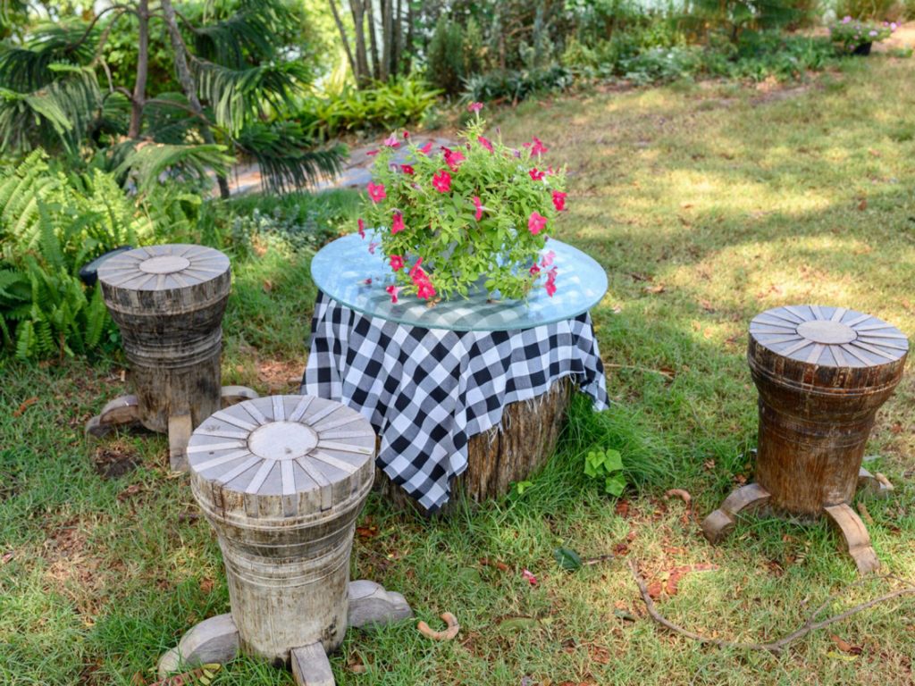 patio decorating ideas on a budget 